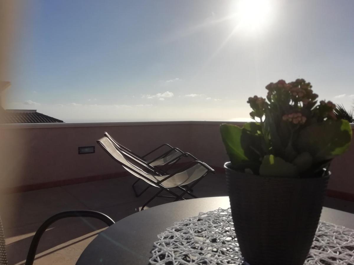 ריקאדי B&B Villa Orchidea מראה חיצוני תמונה