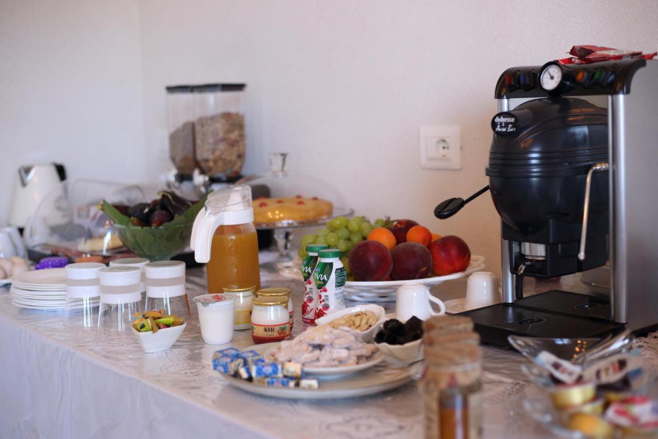ריקאדי B&B Villa Orchidea מראה חיצוני תמונה