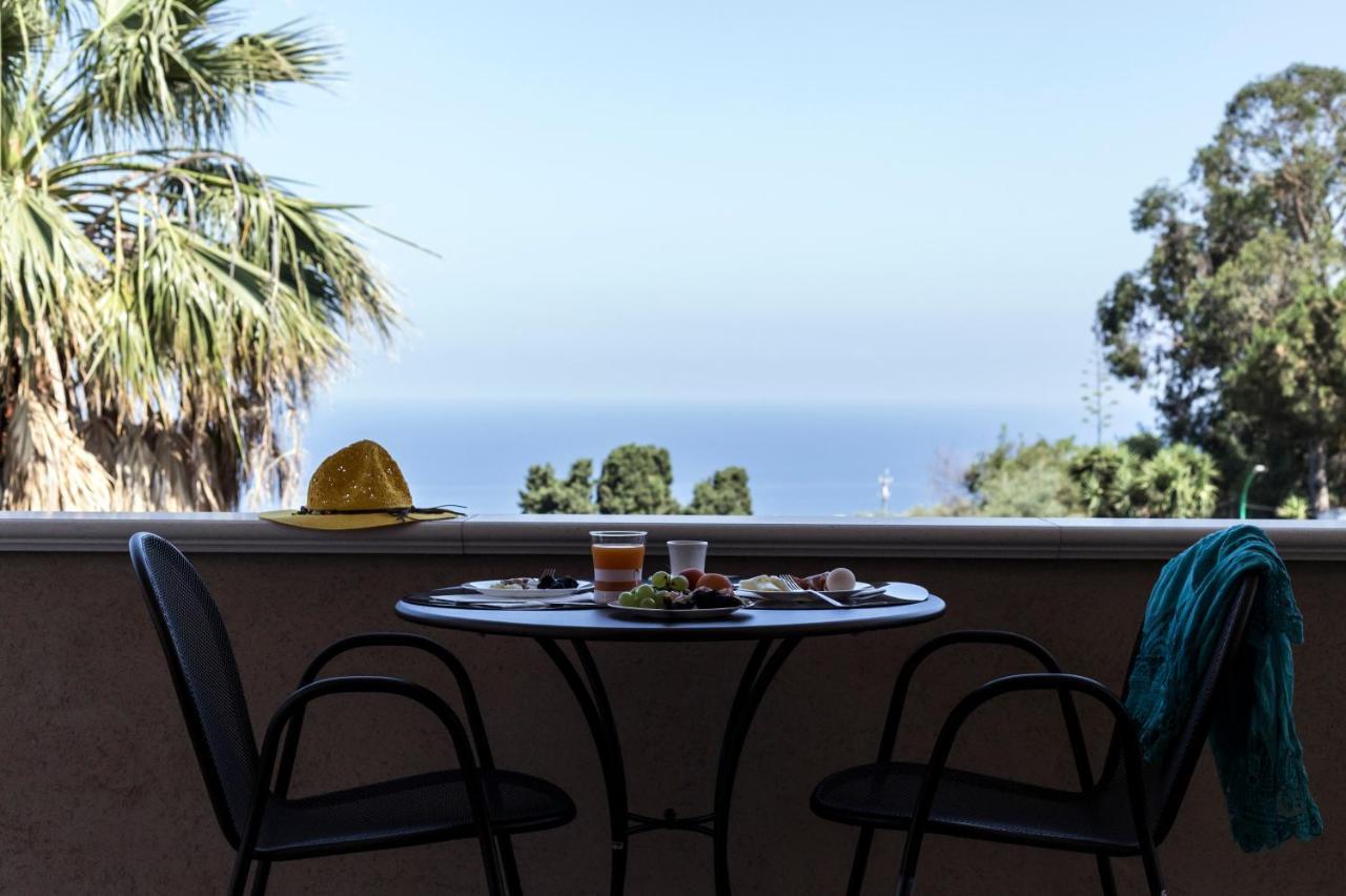 ריקאדי B&B Villa Orchidea מראה חיצוני תמונה